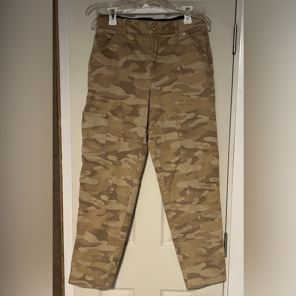 Democracy Ab Solution Cargo Camo Jeans Size 10